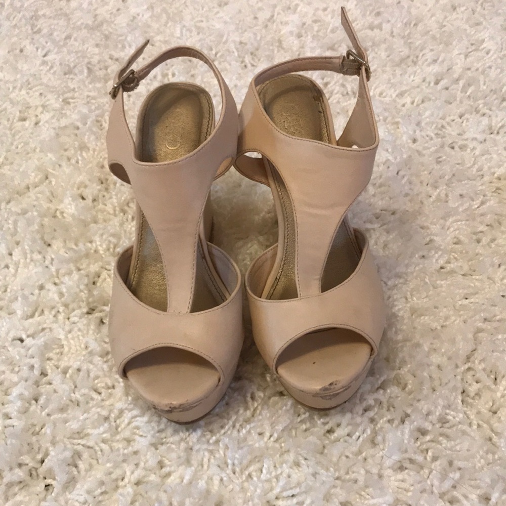 Cream Wedges size 6